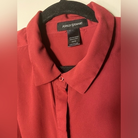Ashley Stewart wine colored women’s blouse | size 14/16 - Picture 3 of 5